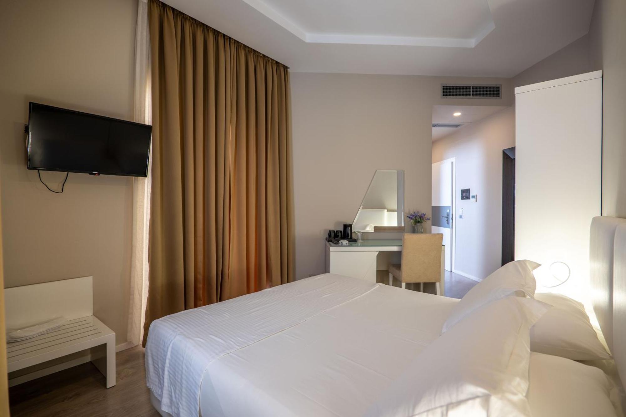 Hotel Sejko Саранде Екстериор снимка