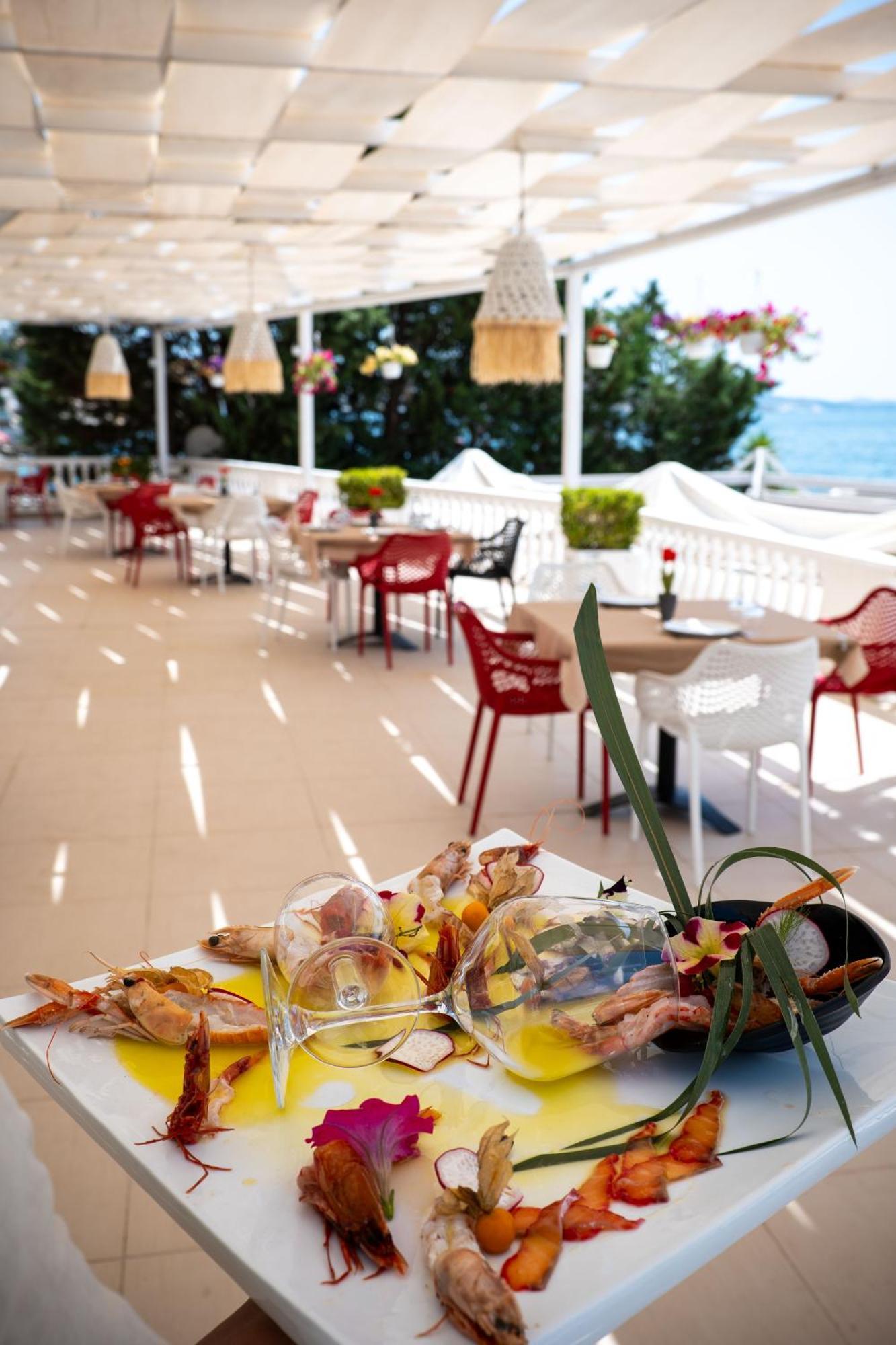 Hotel Sejko Саранде Екстериор снимка